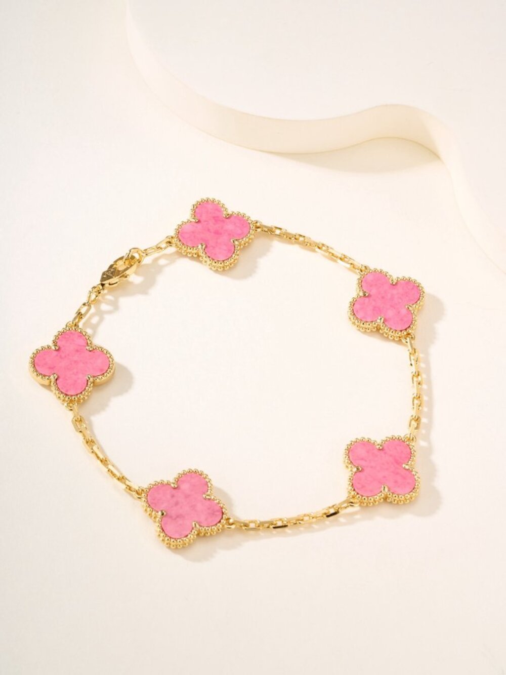 ✨Van Cleef & Arpels Pink Bracelet✨